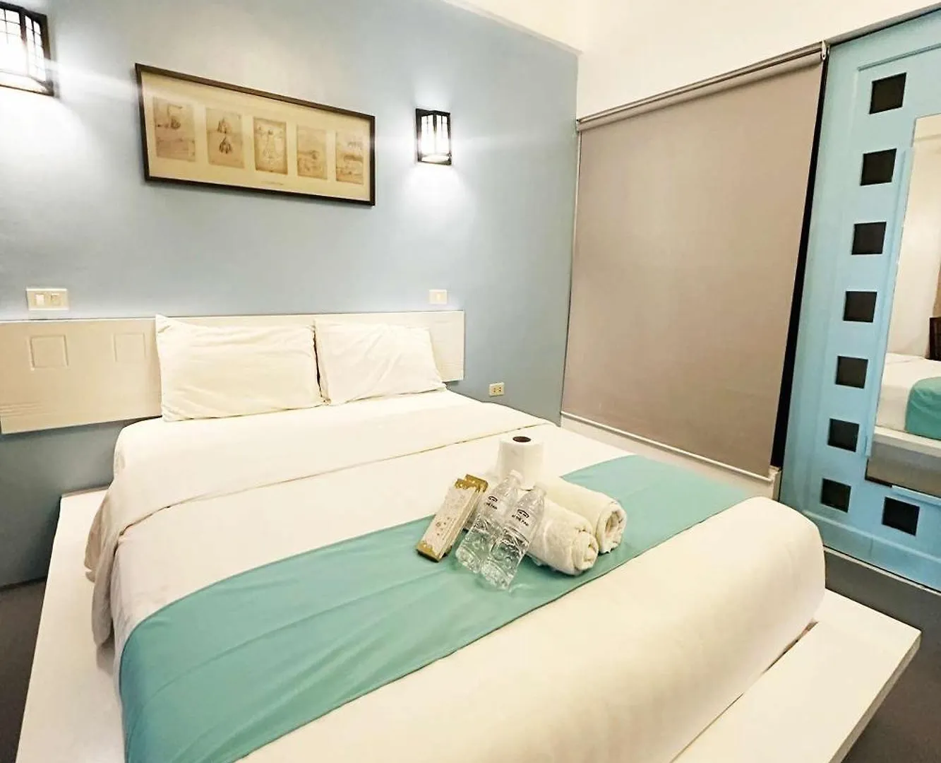 Aparthotel At The Pad Hotel And Resort Angeles