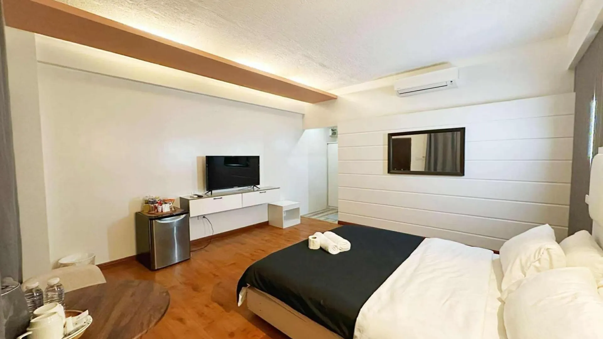 Aparthotel At The Pad Hotel And Resort Angeles